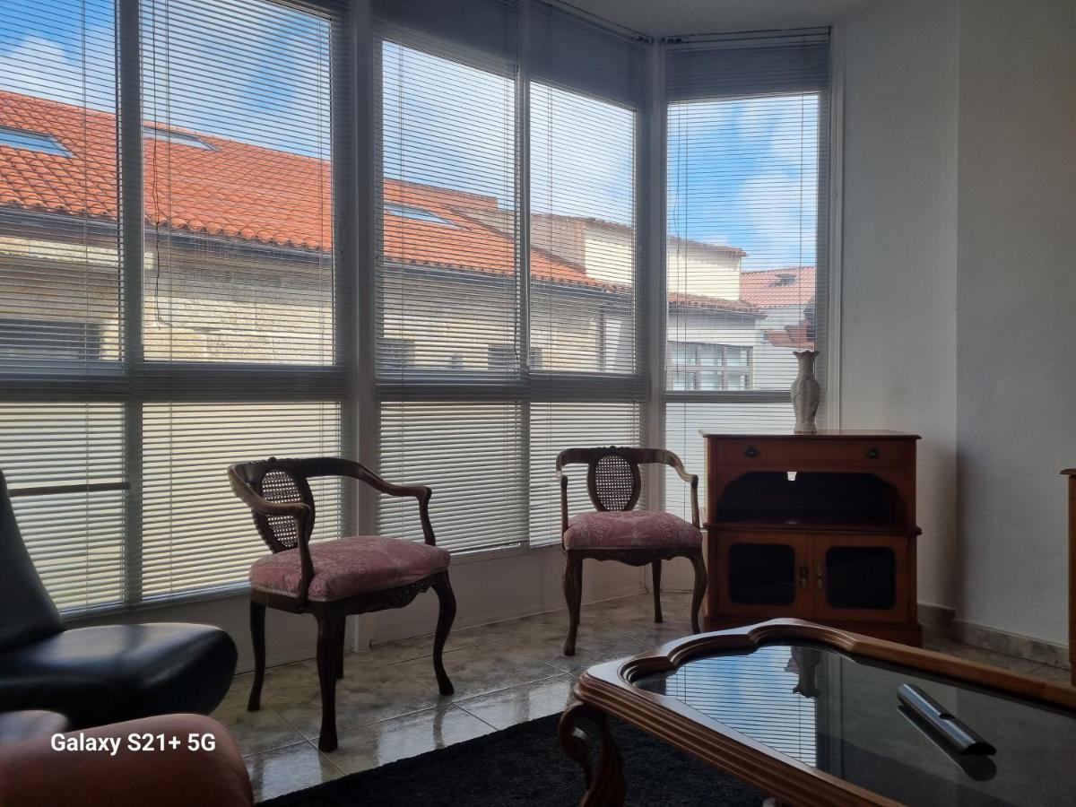 Triplex Corral Apartment О Грове Екстериор снимка
