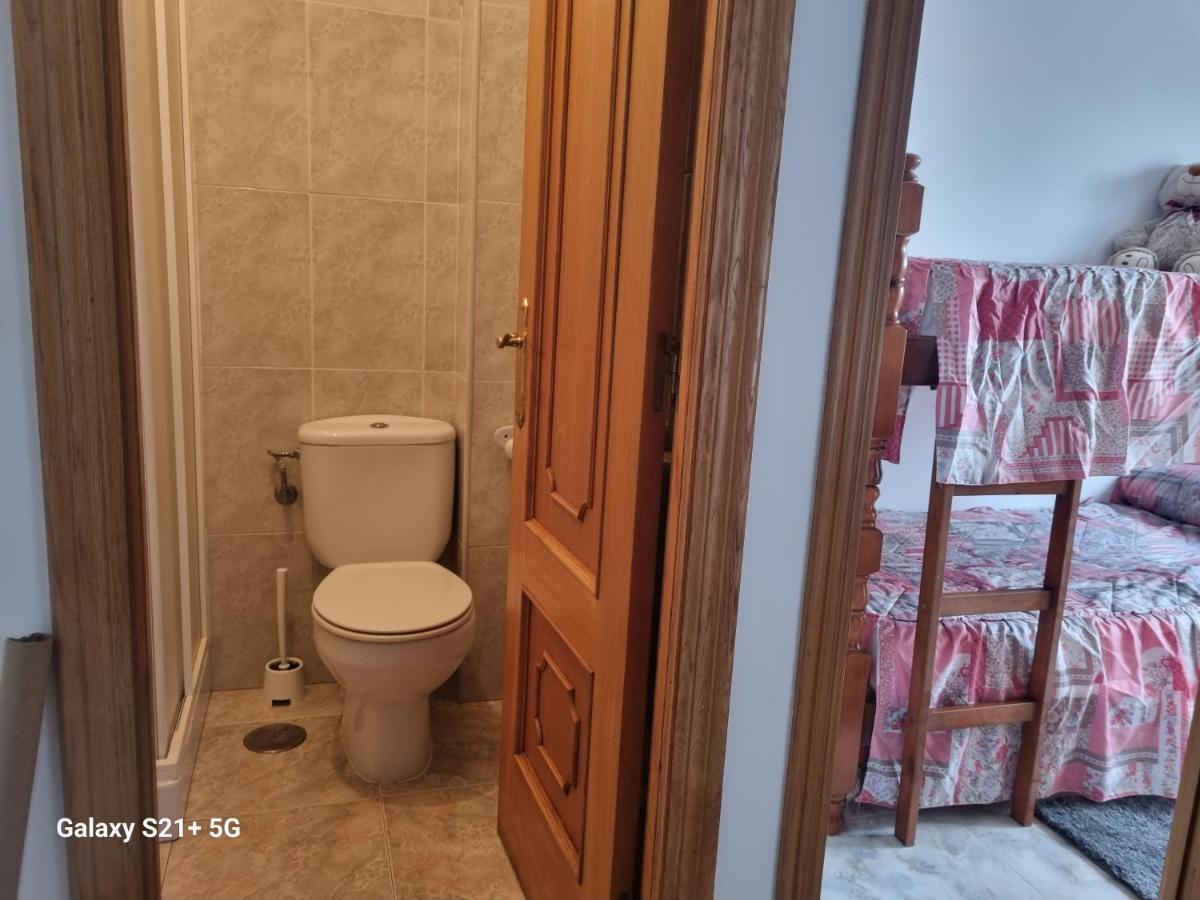 Triplex Corral Apartment О Грове Екстериор снимка