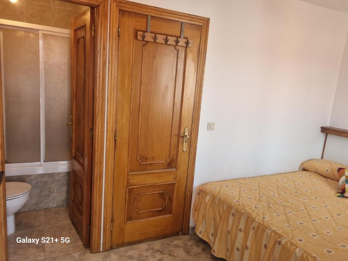 Triplex Corral Apartment О Грове Екстериор снимка