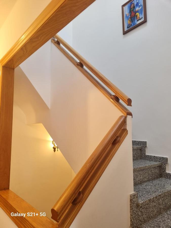 Triplex Corral Apartment О Грове Екстериор снимка